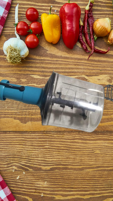 Slice & Dice Pro – Effortless Veggie Chopper